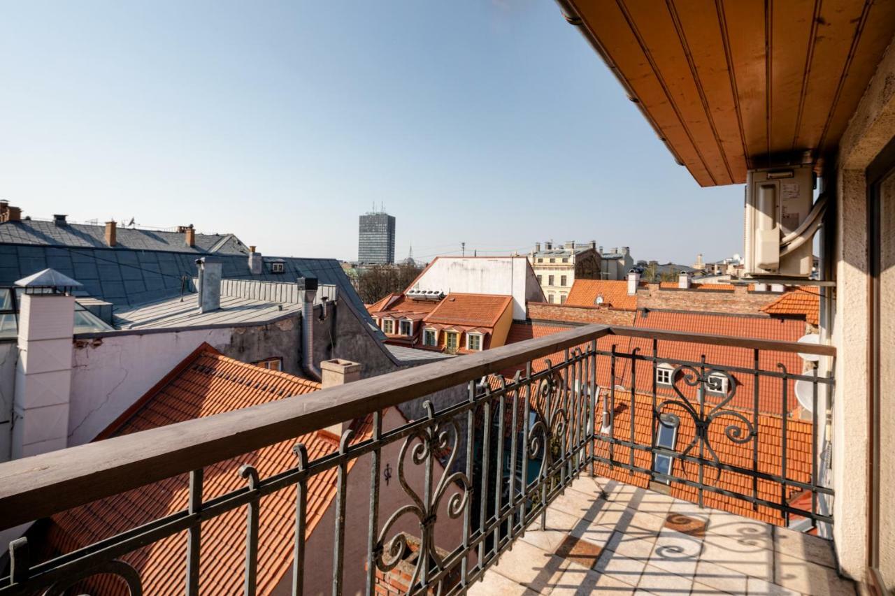 Old Riga Aldaru Street 2 Level Apartment With Terrace المظهر الخارجي الصورة