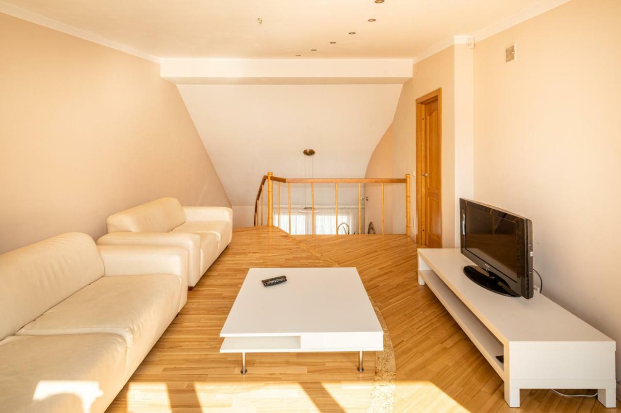 Old Riga Aldaru Street 2 Level Apartment With Terrace المظهر الخارجي الصورة